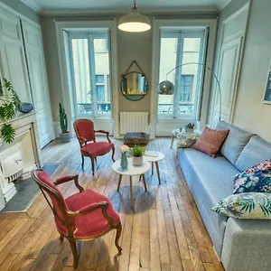 Appartement Le Boudoir Vieux Lyon-fourviere 4 Pers, Lyon