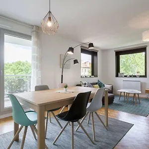  Apartment Centre Confluence 100 M2 Parking Terrasses
