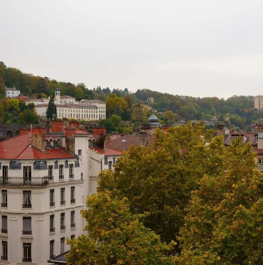 The Fernand-Panoramic View-Sathonay-Terreaux Lägenhet Lyon Frankrike